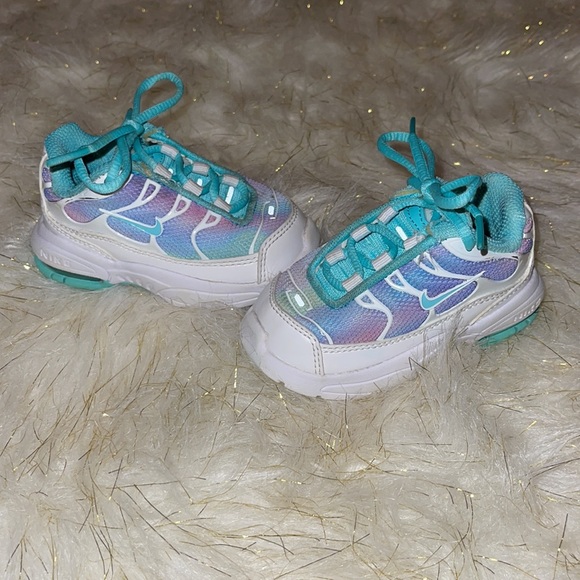 Nike | Unicorn | size 4c - Picture 10 of 10